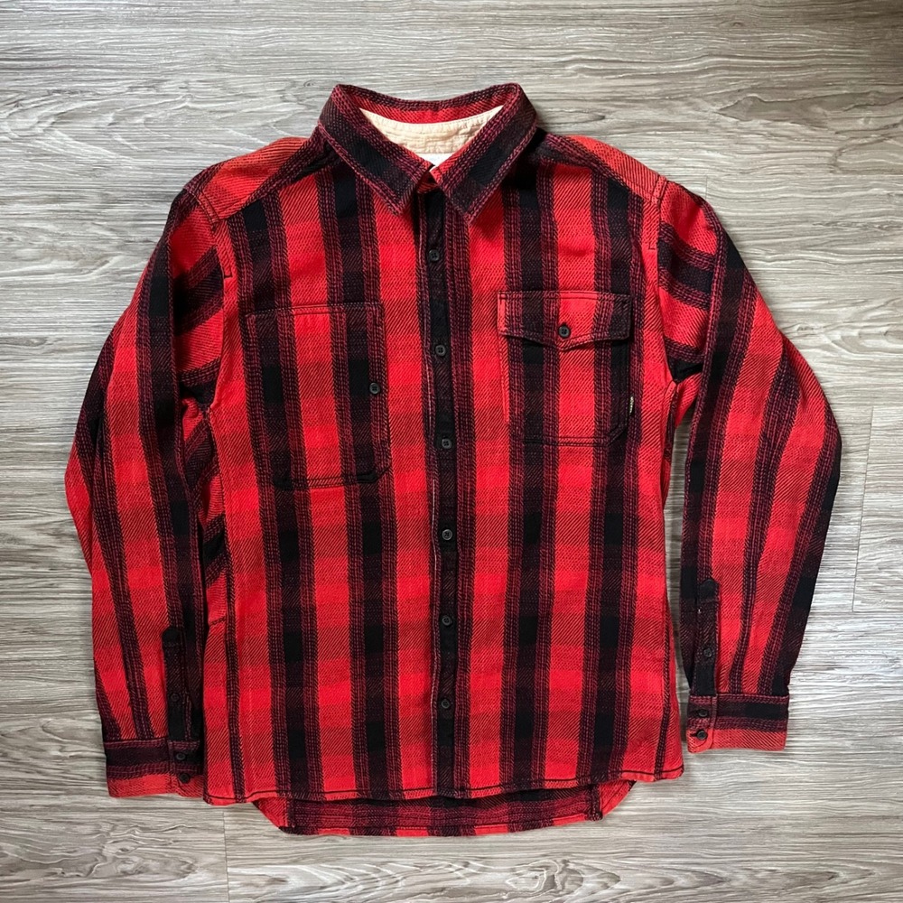 Burton Durable Goods Mens Red Black Plaid Flannel Shirt Millwyn LS 140621 Medium